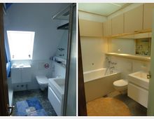 Links: Ein kleines Badezimmer mit Dachschräge, Dachfenster, weißer Wandfliese, Waschbecken, Toilette und Duschkabine. Rechts: Ein größeres Badezimmer mit Wanne, Spiegelwand, Einbauschränken, Waschbecken und beige Fliesen.