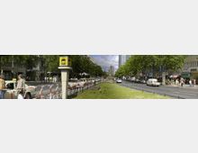 Straßenszene mit einer Reihe geparkter Taxis vor einem Taxi-Wartebereich, flankiert von mehrspurigen Straßen mit fahrenden Autos. Im Hintergrund sind Bäume, Fußgänger und hohe Gebäude, darunter die Kaiser-Wilhelm-Gedächtniskirche.